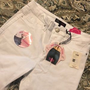 NWT white skinny jeans